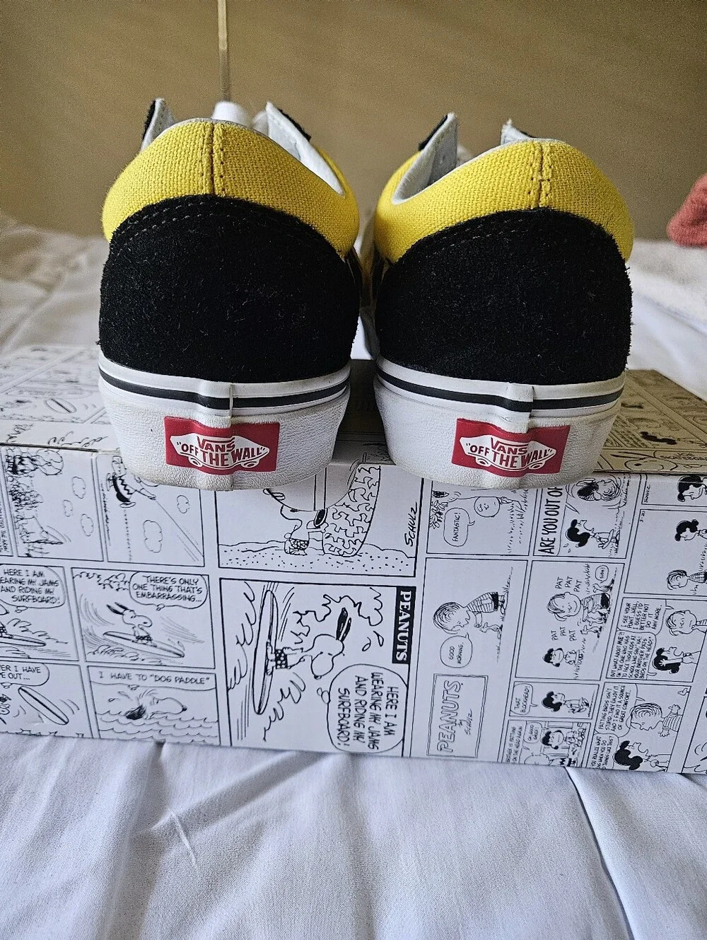 Vans x Peanuts Old Skool ‘Charlie Brown’ - Women's 8 (Rare/Collab)